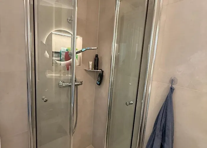 Apartment Moderne 3-roms Naer Sentrum *